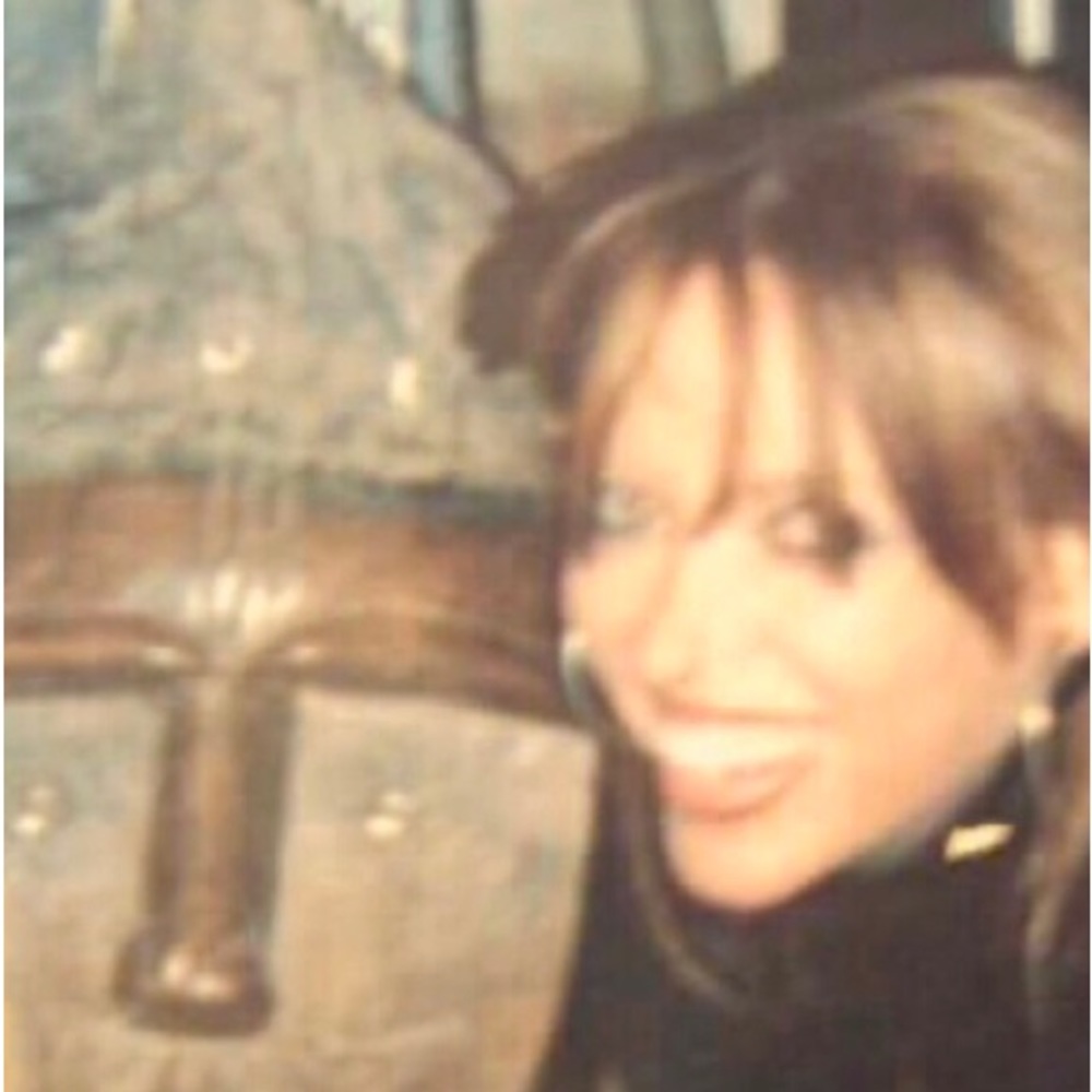 Meet your Posher, Denise